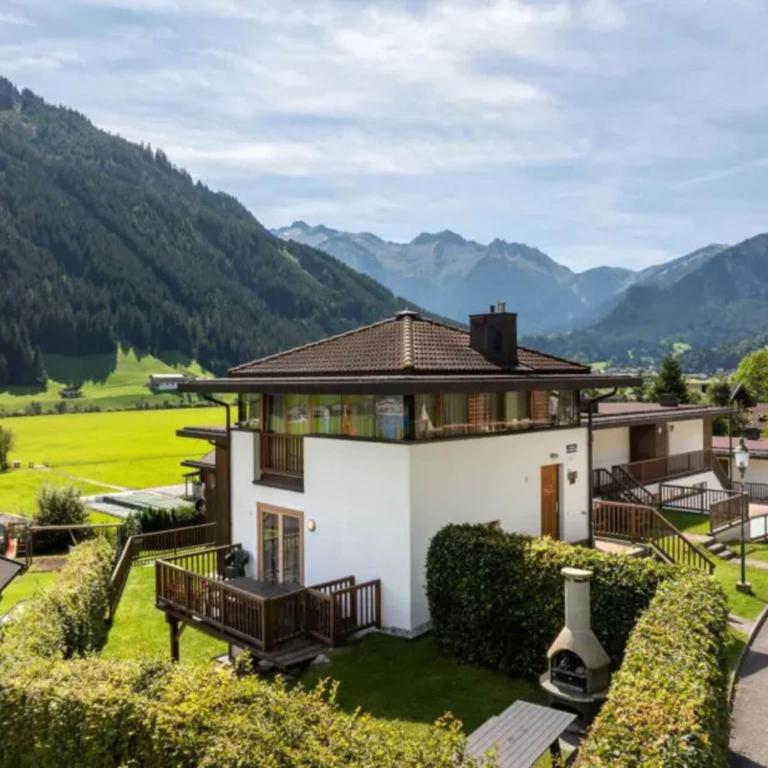 Spacious Stay with Mountain View - Maison de Vacances 3 Chambres - 7
