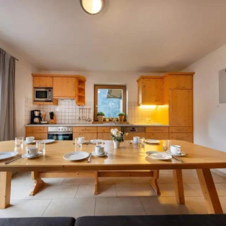 Spacious Stay with Mountain View - Maison de Vacances 3 Chambres - 17