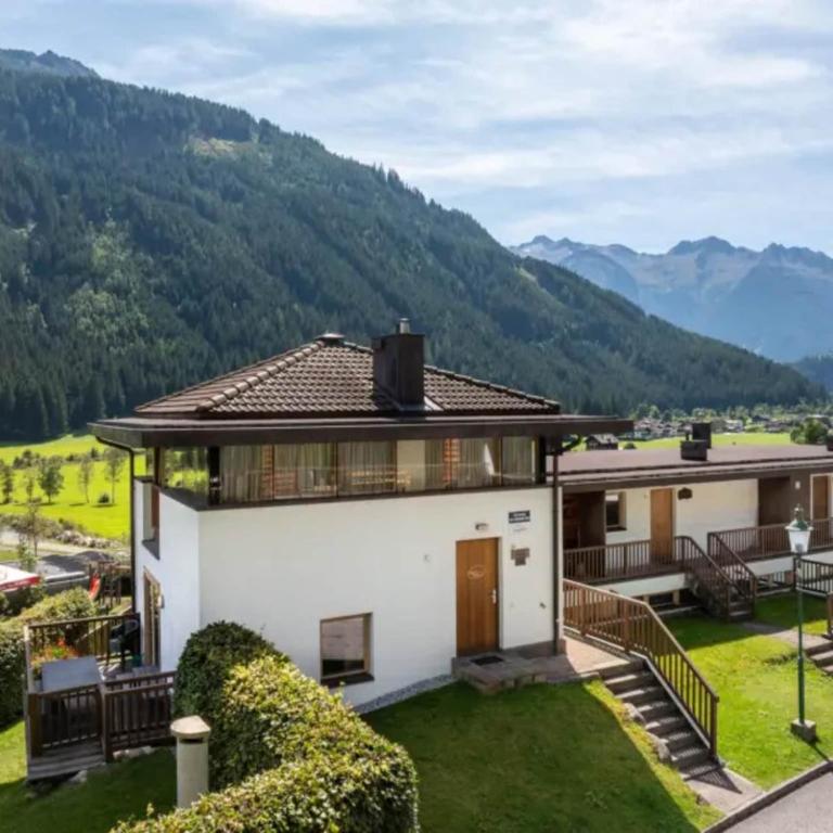 Spacious Stay with Mountain View - Maison de Vacances 3 Chambres - 1