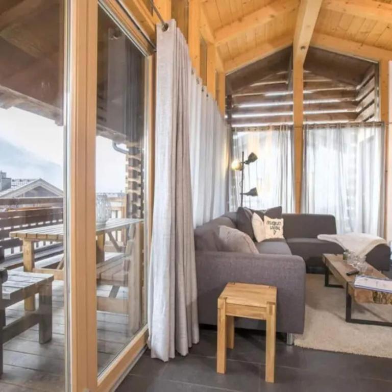 Austrian Mountain Chalet Retreat - Ferienhaus mit 4 Zimmern - 2