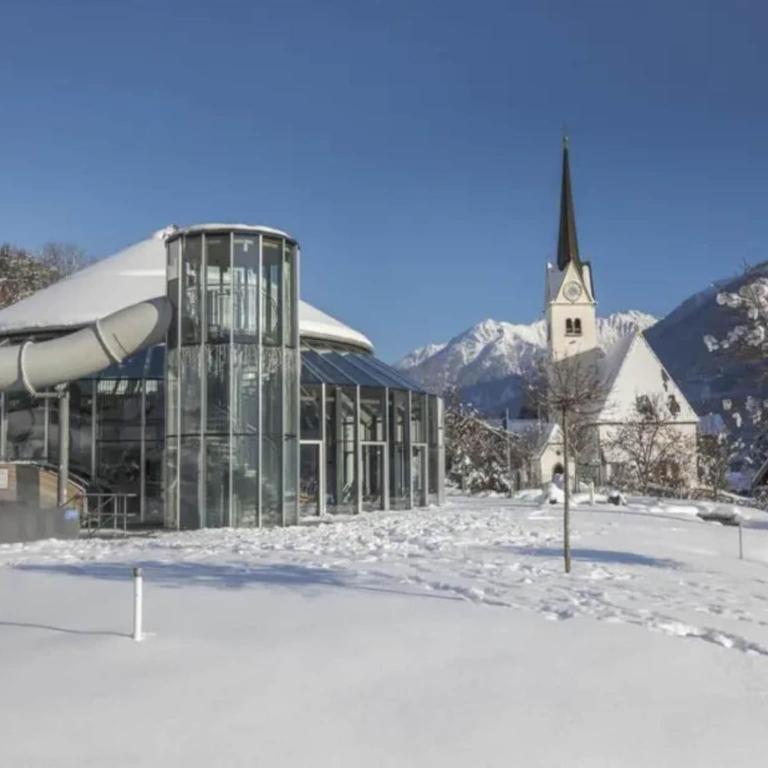 Austrian Mountain Chalet Retreat - Ferienhaus mit 4 Zimmern - 35