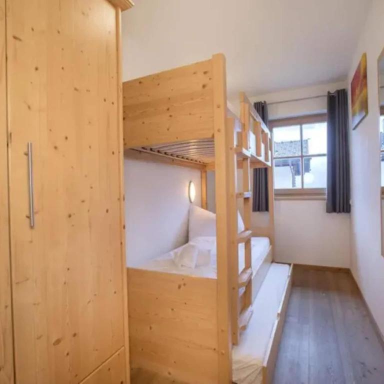 Austrian Mountain Chalet Retreat - Ferienhaus mit 4 Zimmern - 17