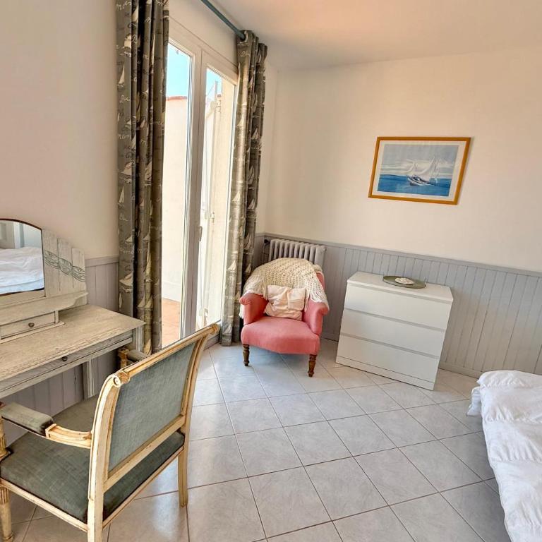 Cap d'Antibes vue plage de la GAROUPE - 8 couchages - Jardin et terrasse - Villa - 28