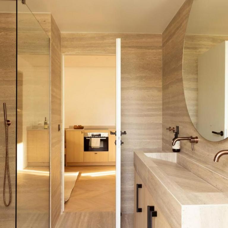 Séjour merveilleux à proximité du casino - Three-Bedroom Apartment - 4