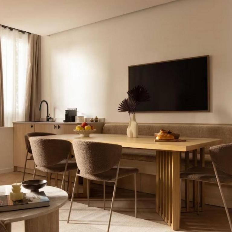 Séjour merveilleux à proximité du casino - Three-Bedroom Apartment - 13