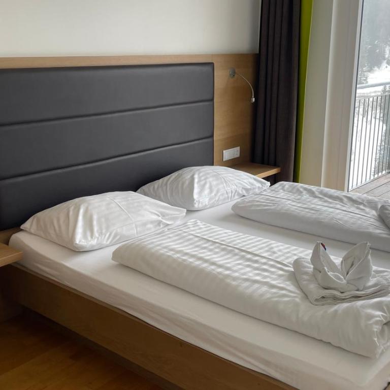 Nassfeld Mountain Apartments - Apartment mit 3 Schlafzimmern, Balkon und Bergblick - 6