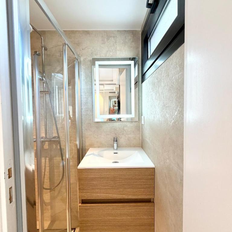 3 Suites, Cannes Croisette next Palais Festivals & Beach - Appartement - 12