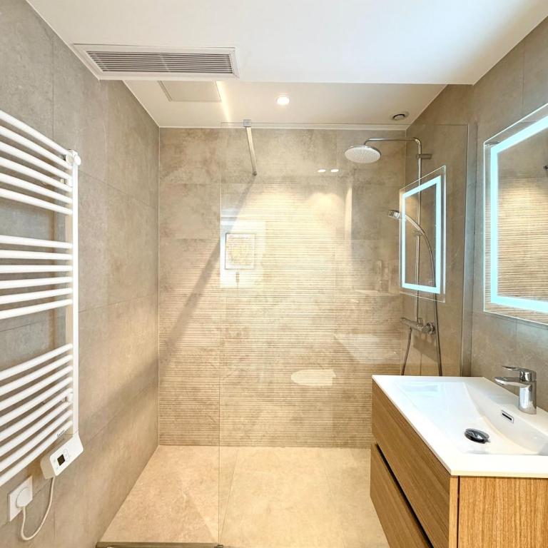 3 Suites, Cannes Croisette next Palais Festivals & Beach - Appartement - 17