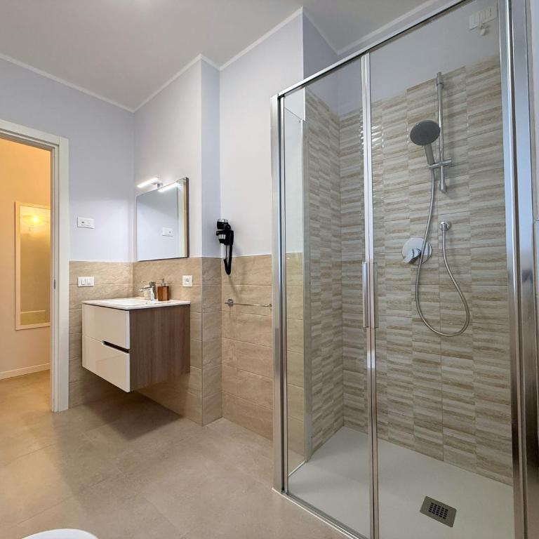 Villa Budi - 3 Suites con bagno privato, Garage e 4 posti auto - Casa con 4 camere da letto - 23