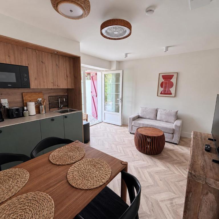 Ferme Karsinenea - Appartement 1 Chambre avec Terrasse - 6