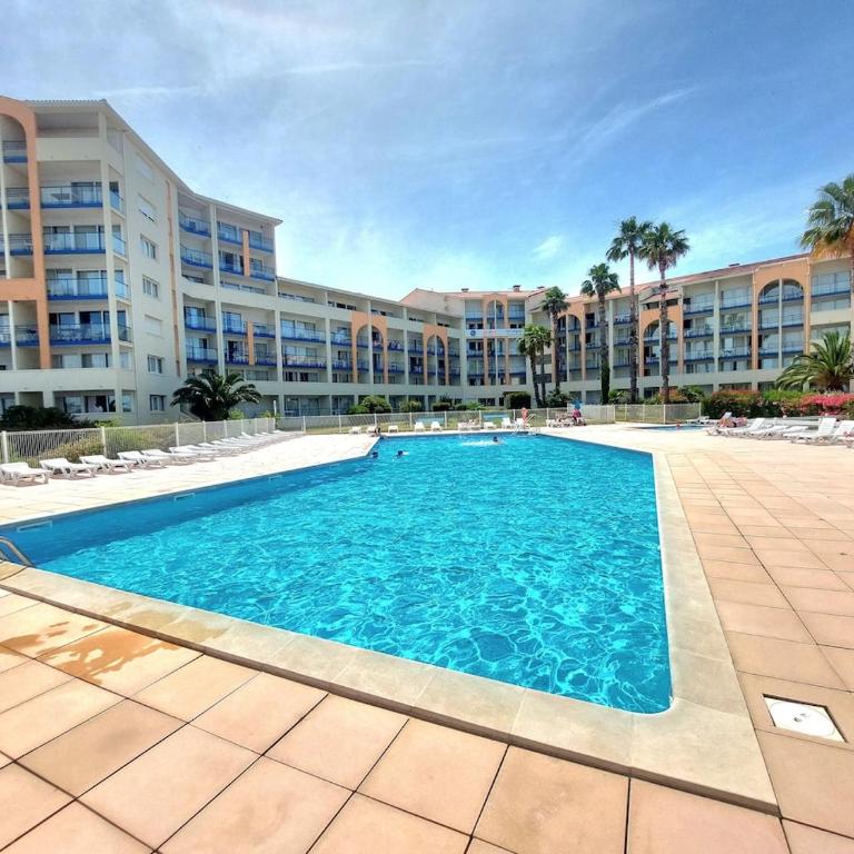 Studio avec clim, plage à 300m, piscine et parking - Estudio con vistas a las montañas - 4