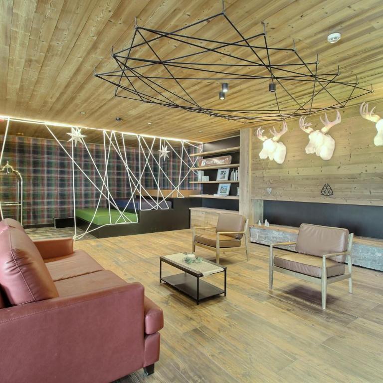 ARC 1600, Résidence Premium LE RIDGE, Appartement 10 personnes Vue Montagne - Ski aux pieds - Sauna, Hammam, Piscine intérieure chauffée, Salle de sport & fitness - Four-Bedroom Apartment with Balcony - 37