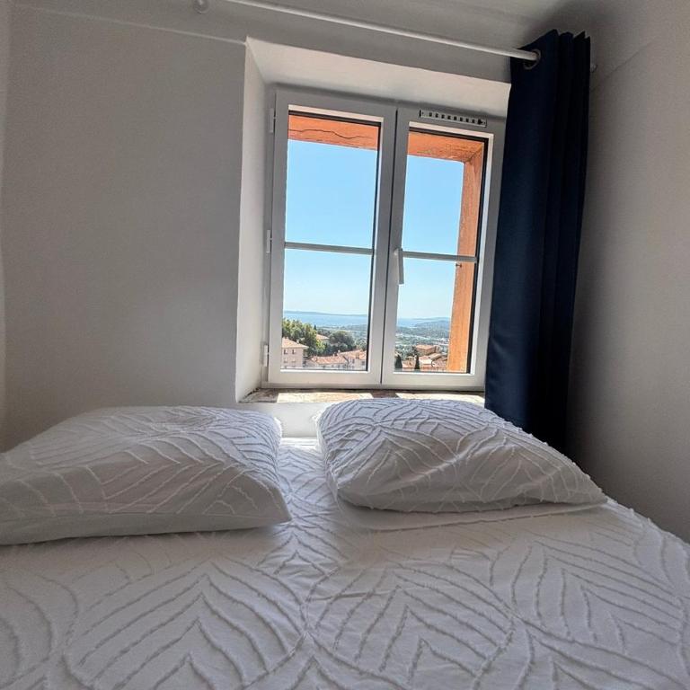 Au Levant, Maison de village de charme, vue mer - Maison 4 Chambres - 13