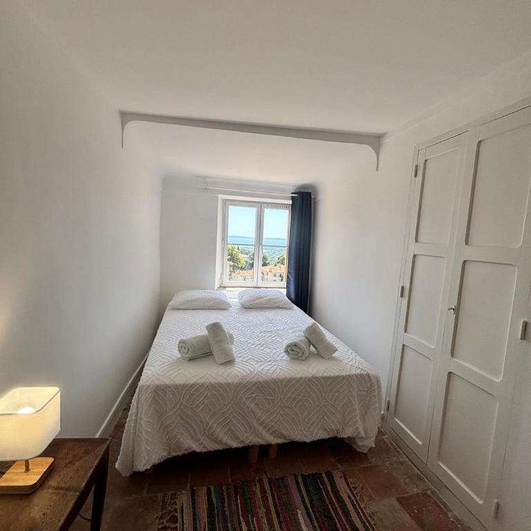 Au Levant, Maison de village de charme, vue mer - Maison 4 Chambres - 12