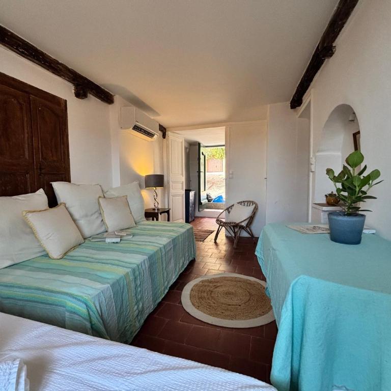 Au Levant, Maison de village de charme, vue mer - Maison 4 Chambres - 15