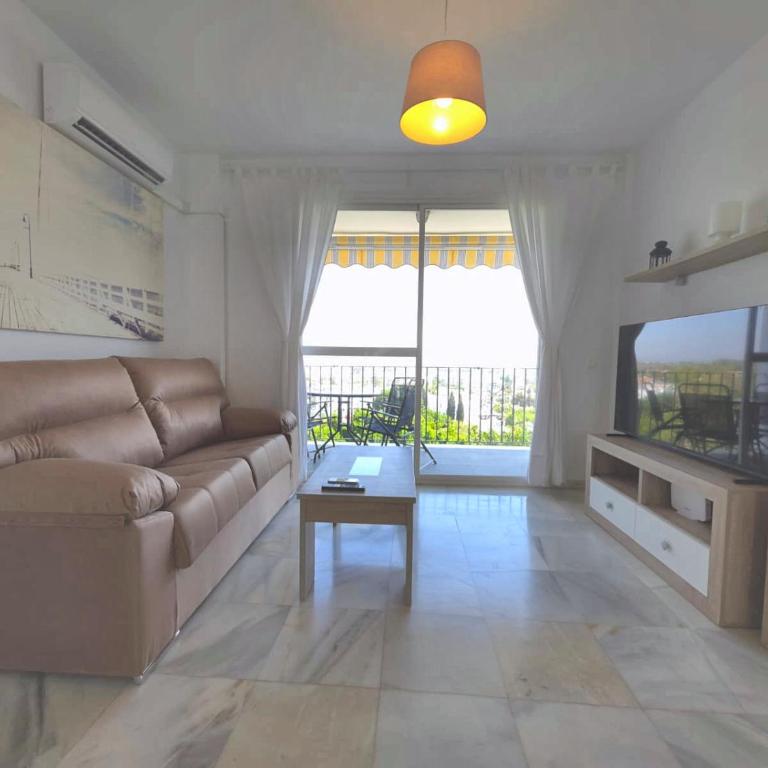 BUENAVISTA - 2-Bedroom for 4 with Sea-View Terrace and AC - Free Street Parking - Apartamento - 1