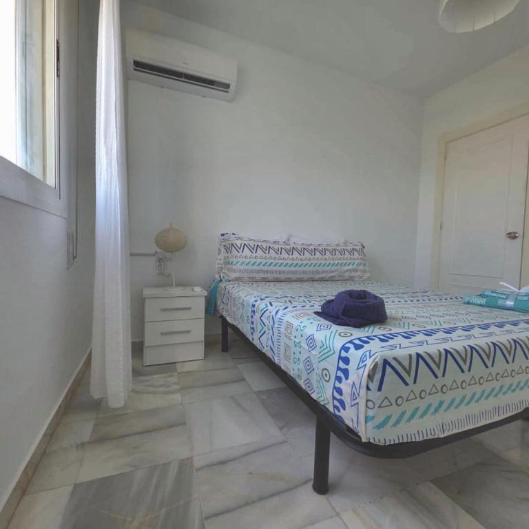 BUENAVISTA - 2-Bedroom for 4 with Sea-View Terrace and AC - Free Street Parking - Apartamento - 9