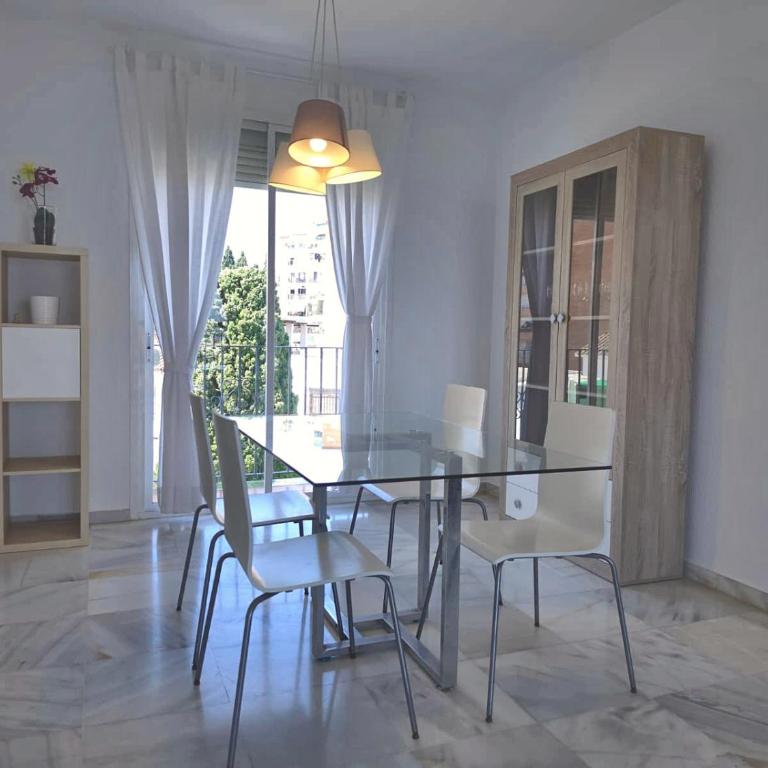 BUENAVISTA - 2-Bedroom for 4 with Sea-View Terrace and AC - Free Street Parking - Apartamento - 8