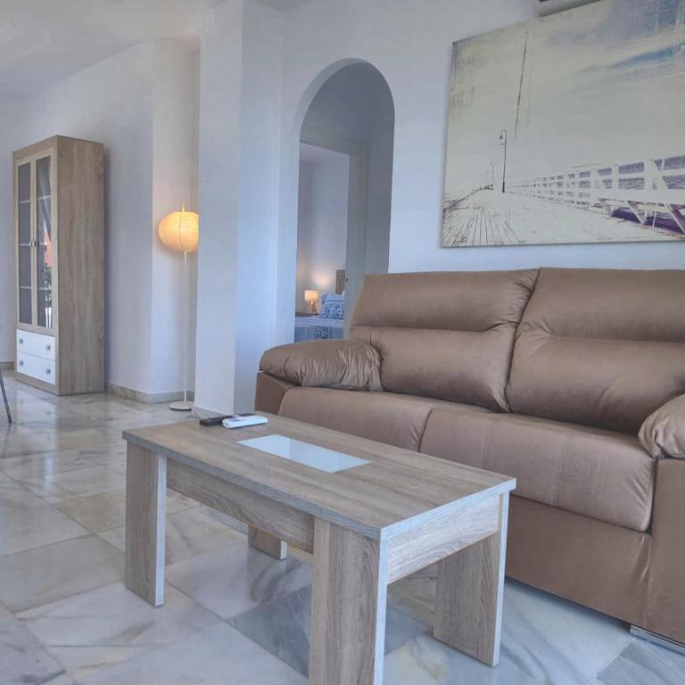 BUENAVISTA - 2-Bedroom for 4 with Sea-View Terrace and AC - Free Street Parking - Apartamento - 24
