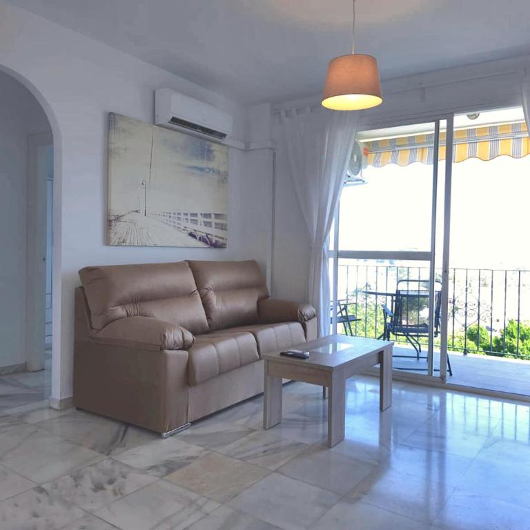BUENAVISTA - 2-Bedroom for 4 with Sea-View Terrace and AC - Free Street Parking - Apartamento - 19