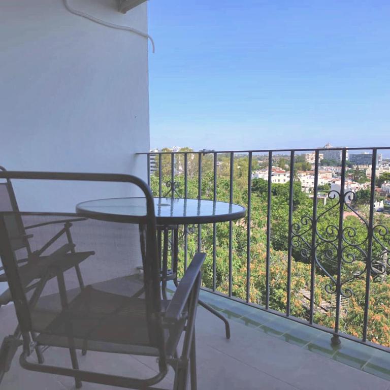 BUENAVISTA - 2-Bedroom for 4 with Sea-View Terrace and AC - Free Street Parking - Apartamento - 35