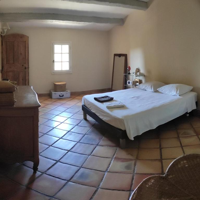 Maison de caractère en provence avec piscine et Tennis - Villa - 9