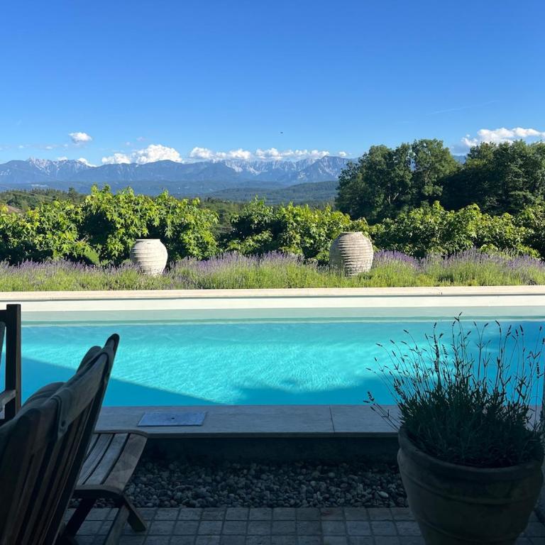 Exklusive Wohneinheit mit Panoramablick und Pool - Apartment mit 1 Schlafzimmer - 37