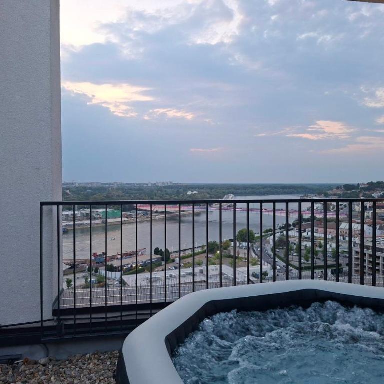 Belgrade Waterfront PENTHOUSE with Private Jacuzzi - Apartman sa 3 Spavaće Sobe - 21