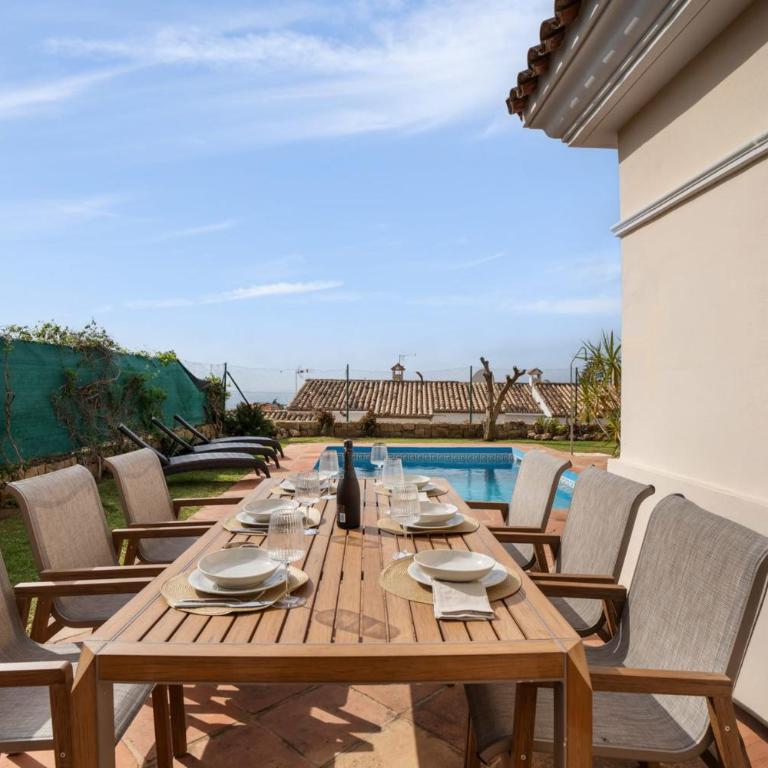 Villa with Private Pool Sea Views & Peaceful Surroundings in Mijas - Villa - 12