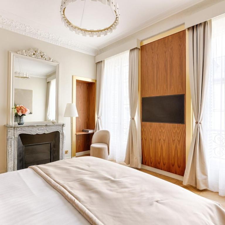 Stunning Parisian Apartment on Champs-Élysées - Appartement 3 Chambres - 14