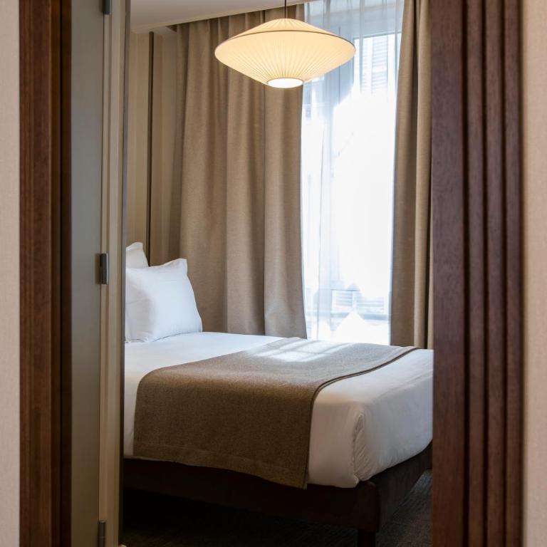 Hotel Local 101 Beaurepaire - Petite Chambre Double - 14