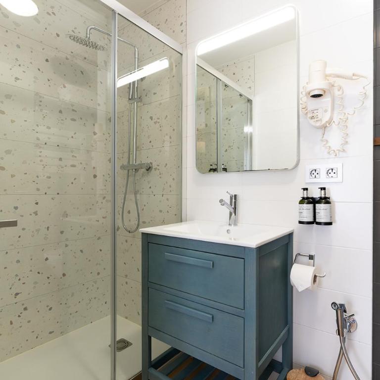 Hotel Okako San Sebastian - Superior Double or Twin Room - 8