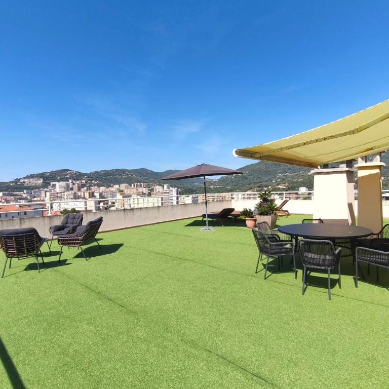 Duplex avec roof top et vue à 360 - Appartement - 14