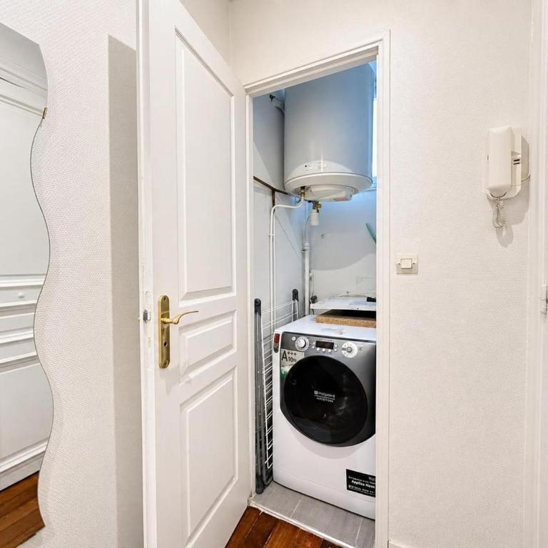 Paris 4 1BR Apartment Near Notre-Dame with Netflix - Appartement 1 Chambre - 26