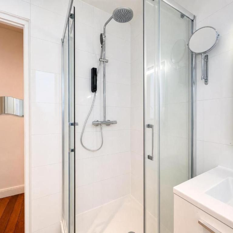 Paris 4 1BR Apartment Near Notre-Dame with Netflix - Appartement 1 Chambre - 37