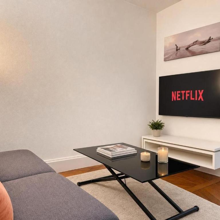 Paris 4 1BR Apartment Near Notre-Dame with Netflix - Appartement 1 Chambre - 21