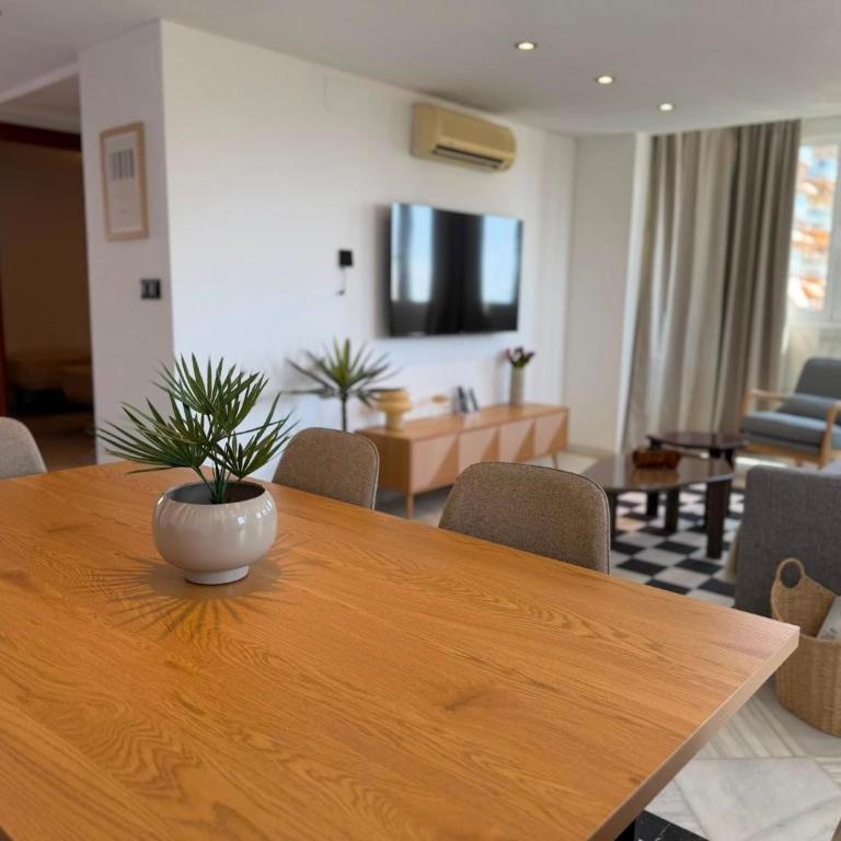 Apartamento Exclusivo de Diseño y piscina en centro de Torremolinos - Apartment mit 2 Schlafzimmern - 13