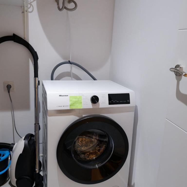 Milos cozy, family-friendly apartment in Patraix - Apartment mit 2 Schlafzimmern - 31