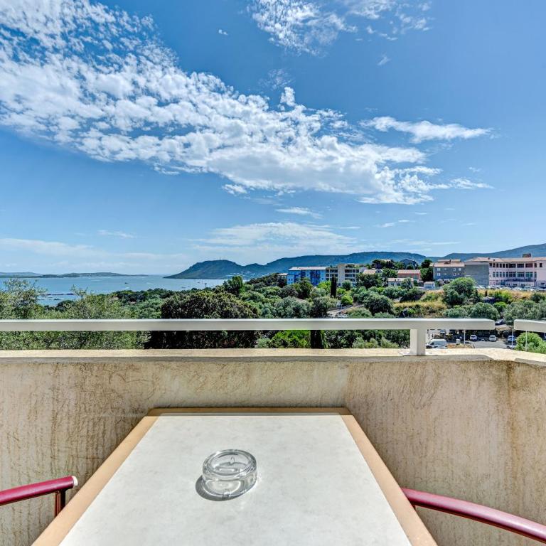 Hotel Le Tilbury - Chambre Double - Vue sur Mer - 17