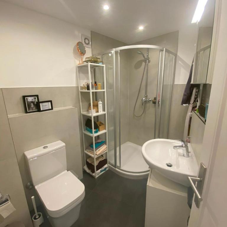 Berg 23 Apartments in Augsburg WIFI, Parking - Apartment - 5