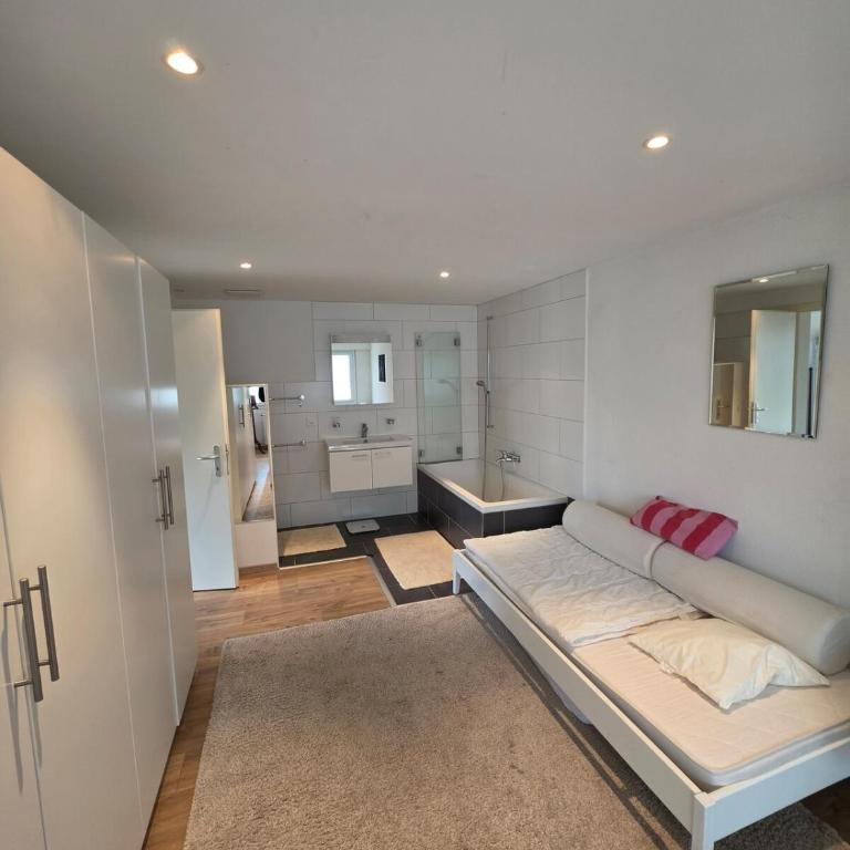 Appartement au centre, proche du départ de ski - Two-Bedroom Apartment - 3