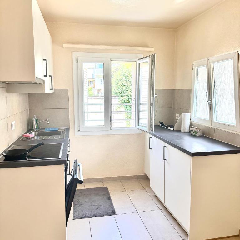 Rare Appartement entier Centre - Apartment mit 1 Schlafzimmer - 12