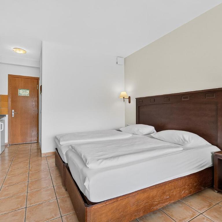 Elisium Resort & Apartamentos - Estudio con balcón - 9