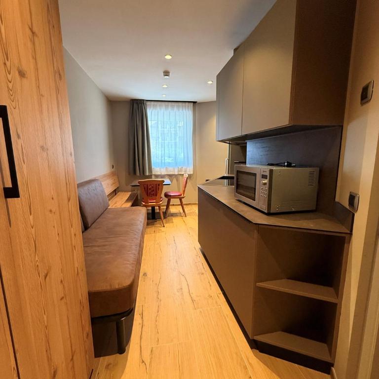 Affittacamere Garden Cavalese - Appartamento con 1 Camera da Letto e Vista Giardino - 4