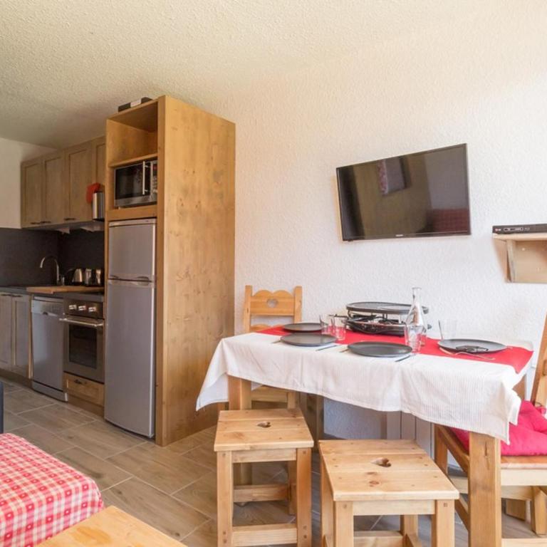Studio fonctionnel proche commerces et pistes, balcon sud, 4 pers, non-fumeur - Studio - 13