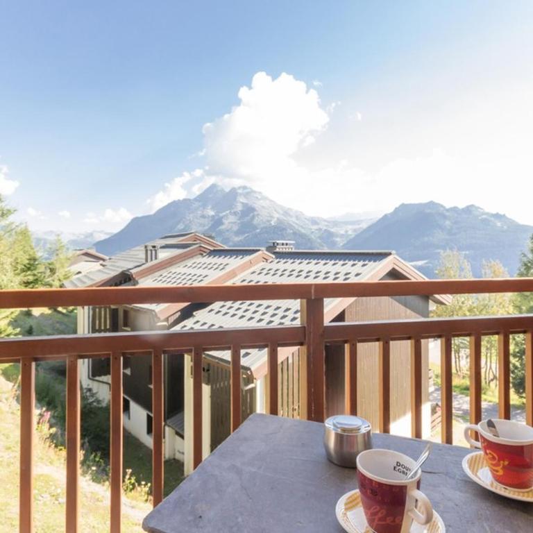 Appartement rénové 2 pièces, 6 personnes, balcon au sud-ouest, La Rosière - Appartement 1 Chambre - 12