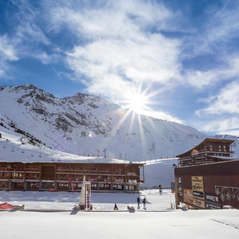 Appartement rénové 3 pièces - Ski aux pieds - 8 personnes - Appartement 2 Chambres - 15