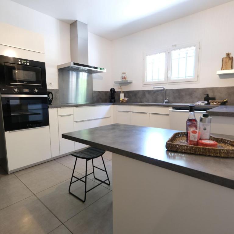 Modern Villa, Pool, Ventoux View, 6 Guests, Carpentras - Villa 3 Chambres - 19