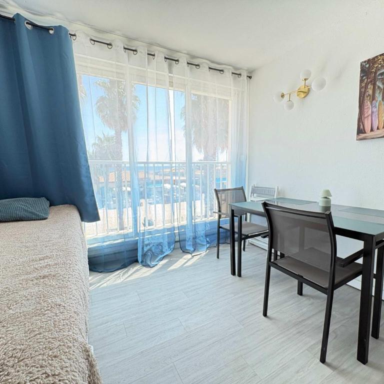 Cozy Seafront Studio on the Mediterranean - Apartment - 3