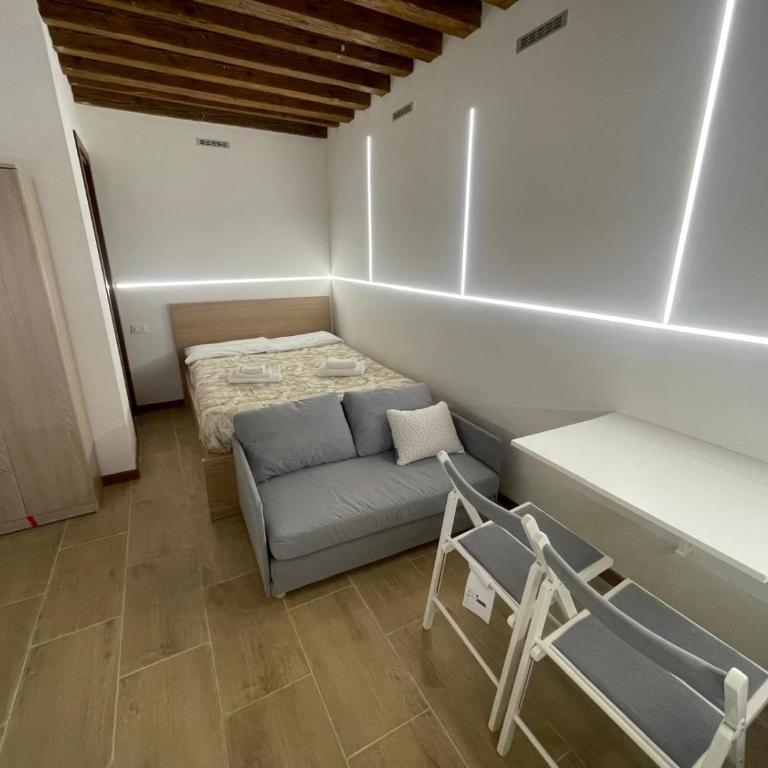 Anika Apartment - Studio - 3